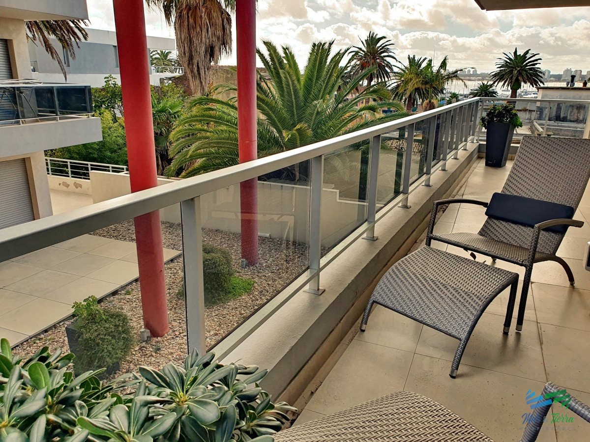 Apartamento ID.3072 - ALQUILER INVERNAL, CERCA DEL PUERTO DE PUNTA DEL ESTE, 2 DORMITORIOS. 