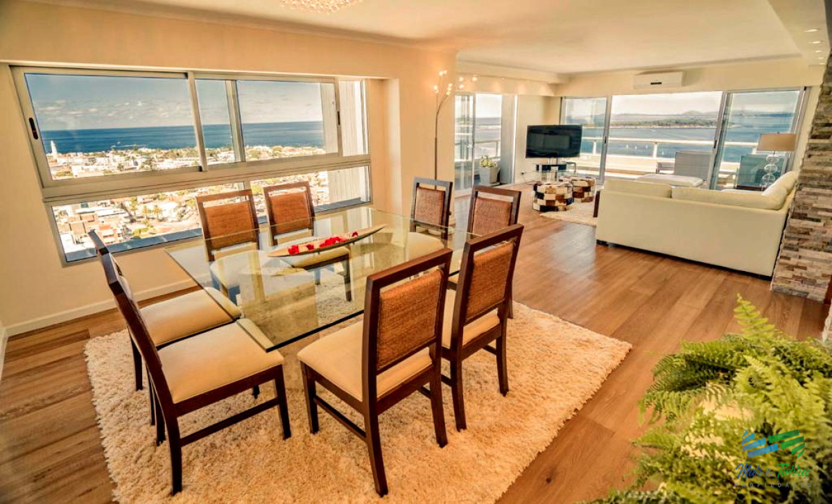 Apartamento ID.670 - Vendo apartamento 2 dormitorios con vista al puerto en Peninsula, Punta del Este