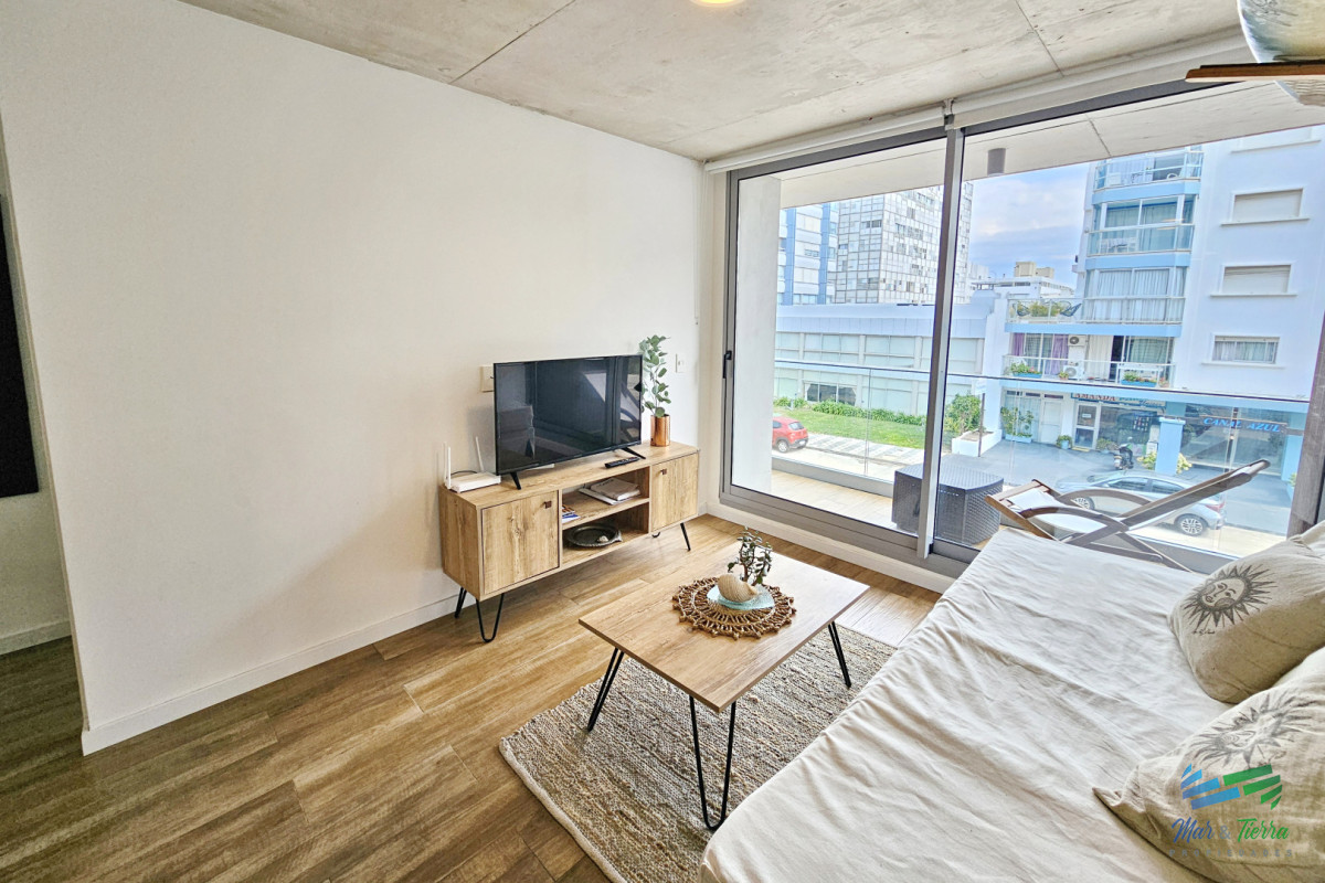 Apartamento ID.5007 - APARTAMENTO DISPONIBLE ALQUILER INVERNAL 2026, 1 DORMITORIO, EDIFICO MODERNO, PENÍNSULA, PUNTA DEL ESTE 