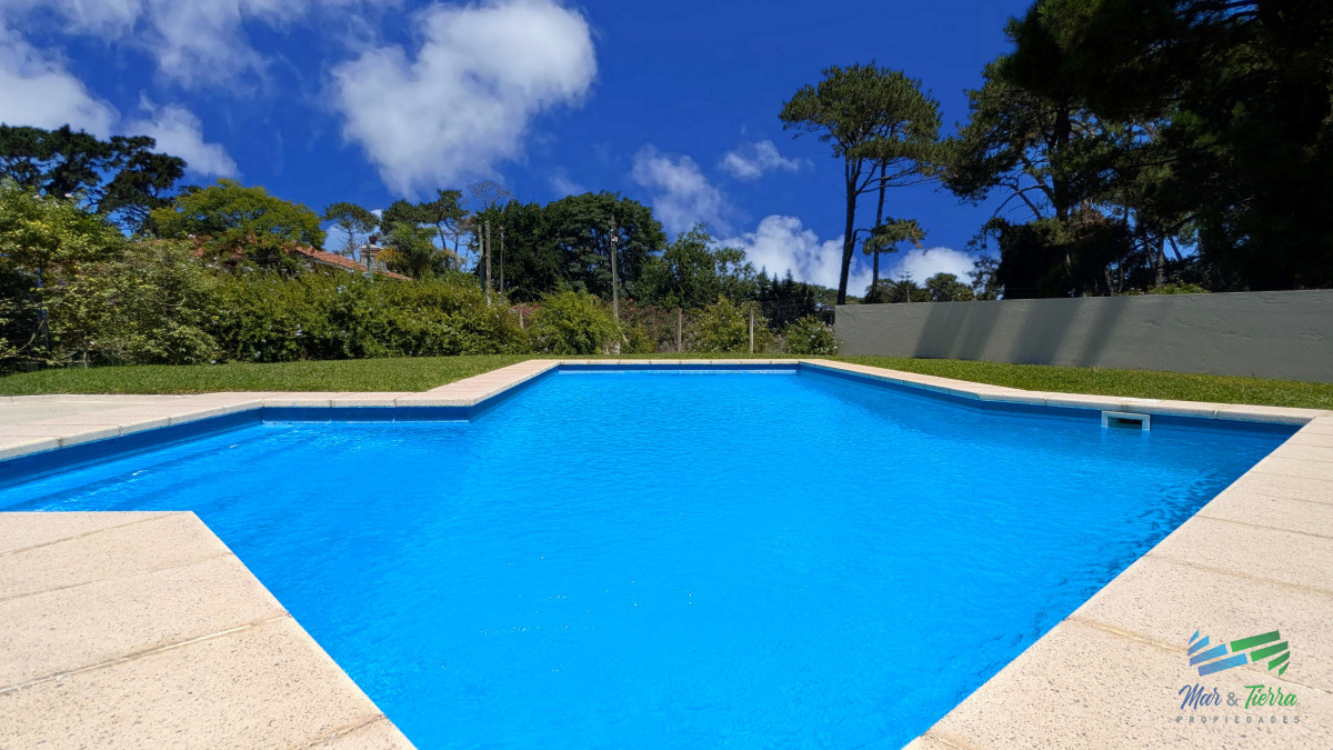Apartamento ID.1034 - En venta apartamento 2 dormitorios con parrillero propio y piscina en San Rafael, Punta del Este.