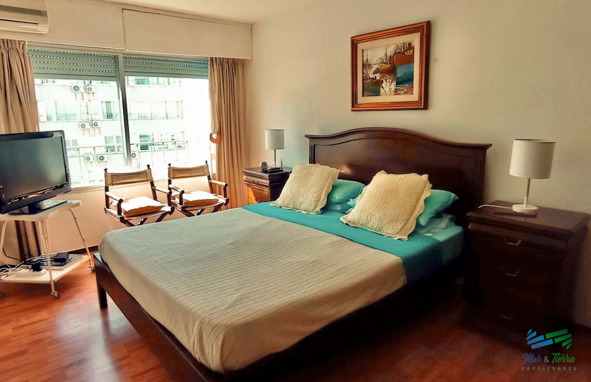 Apartamento ID.4619 - Venta de apartamento 2 dormitorios 2 baños en Peninsula de Punta del Este con impresionante vista