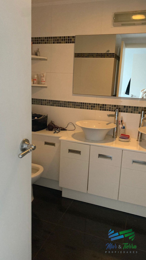 Apartamento ID.5720 - Venta de apartamento 3 dormitorios en Roosevelt Punta del Este