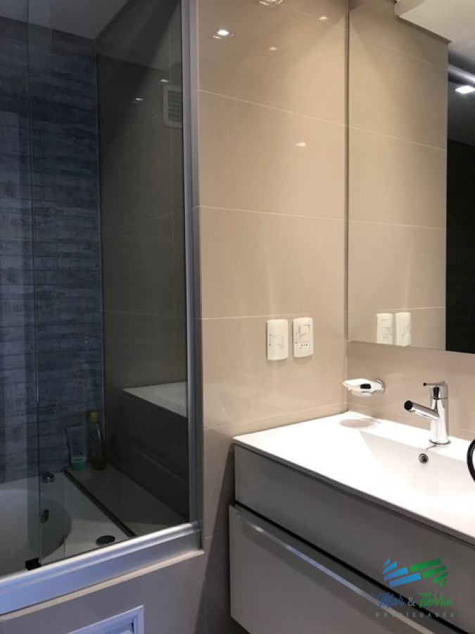 Apartamento ID.2270 - En venta.. piso alto, torre con todos los servicios.