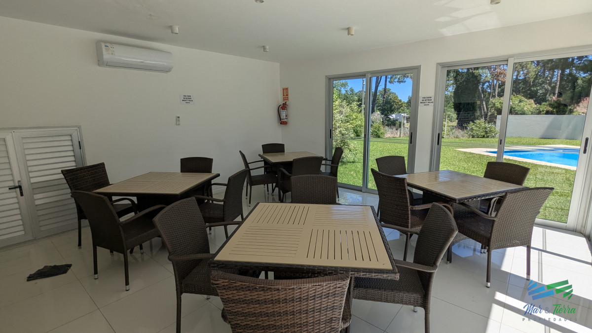 Apartamento ID.1034 - En venta apartamento 2 dormitorios con parrillero propio y piscina en San Rafael, Punta del Este.