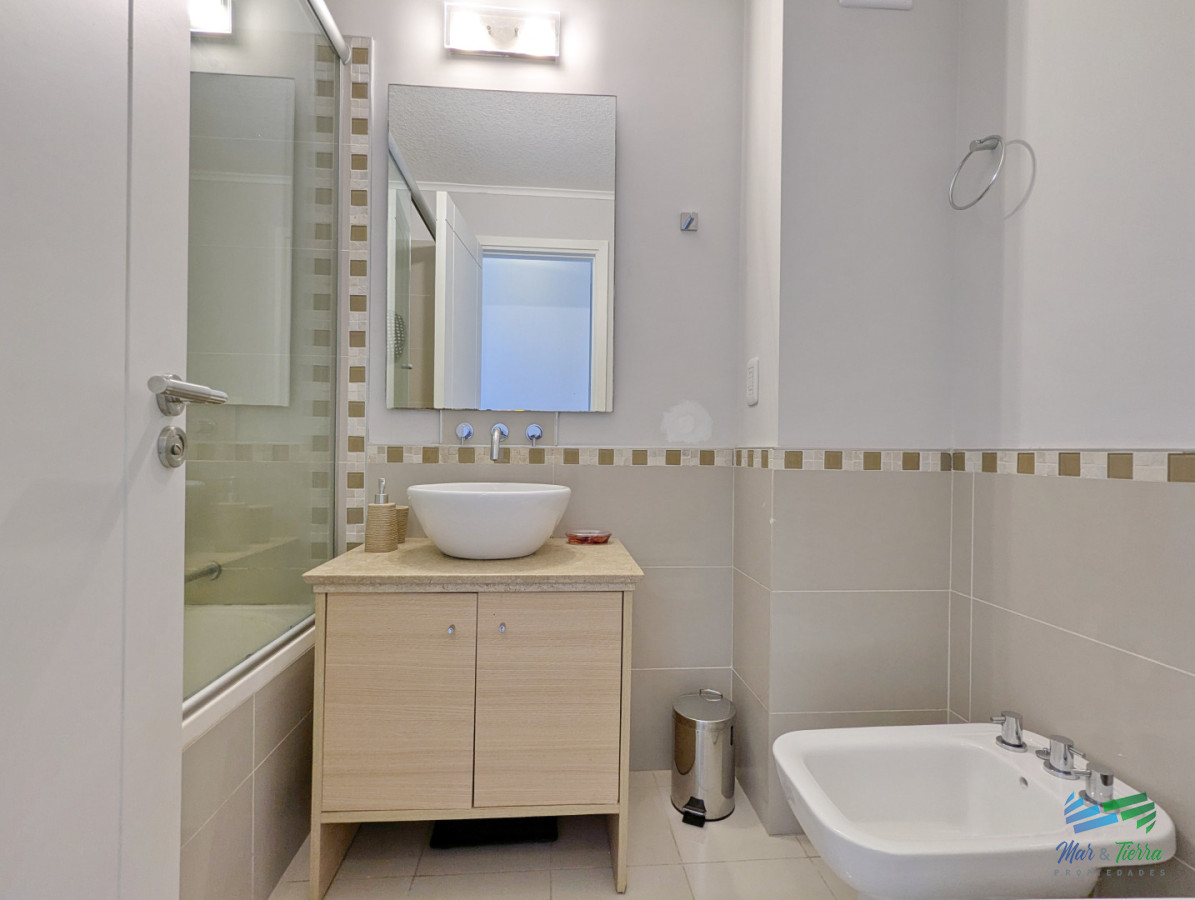 Apartamento ID.5703 - Alquiler en baja temporada en Ocena Drive Punta del Este, 3 dormitorios