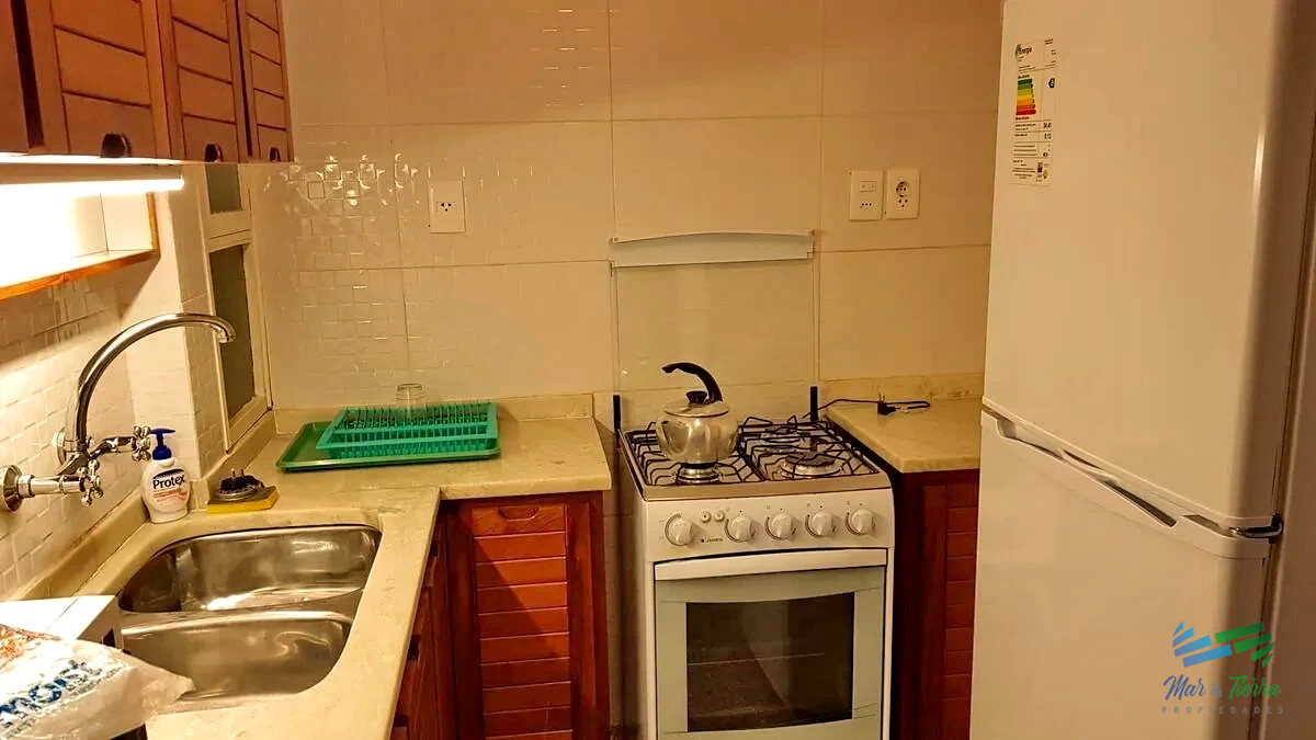 Apartamento ID.3194 - Vendo apartamento de 1 dormitorio y garage. Península, Punta del Este.