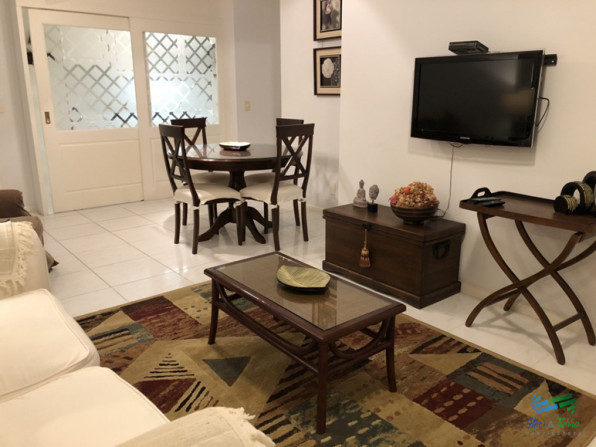 Apartamento ID.2275 - En venta.. piso intermedio, planta amplia muy luminosa, en excelente condiciones.