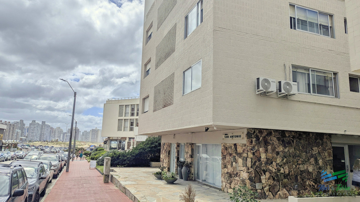Apartamento ID.5138 - APARTAMENTO EN VENTA, DOS DORMITORIOS, DOS BAÑOS PENÍNSULA, PUNTA DEL ESTE  