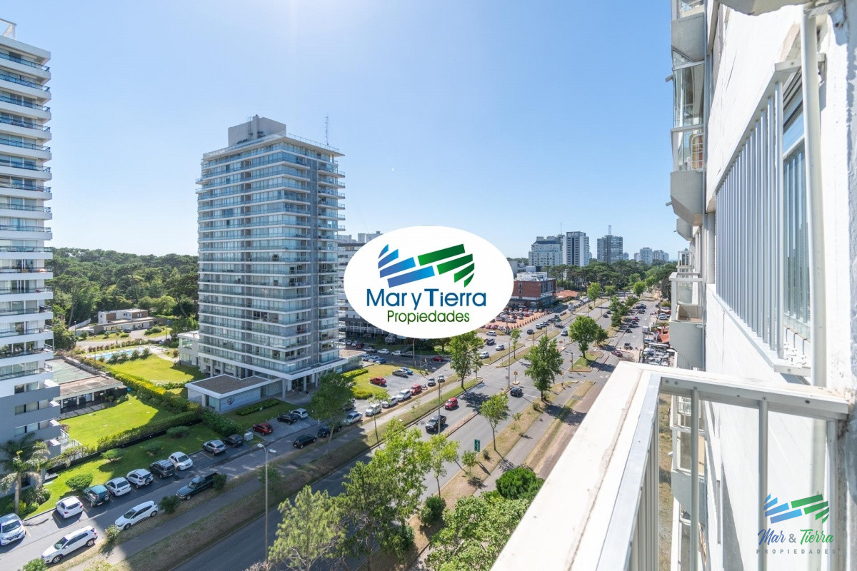Apartamento ID.3927 - Vendo apartamento 3 dormitorios Roosevelt Punta del Este 