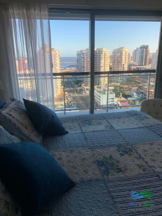 Apartamento ID.3479 - Apartamento de 2 dormitorios con vista al mar ,Punta del Este