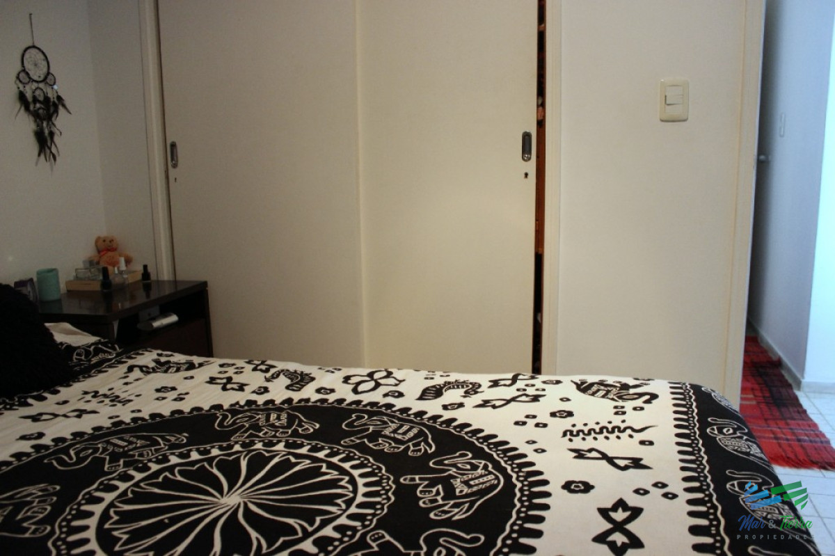 Apartamento ID.2302 - EN VENTA.. PISO ALTO CON VISTA AL PUERTO Y LA BRAVA !! MUY LUMINOSO