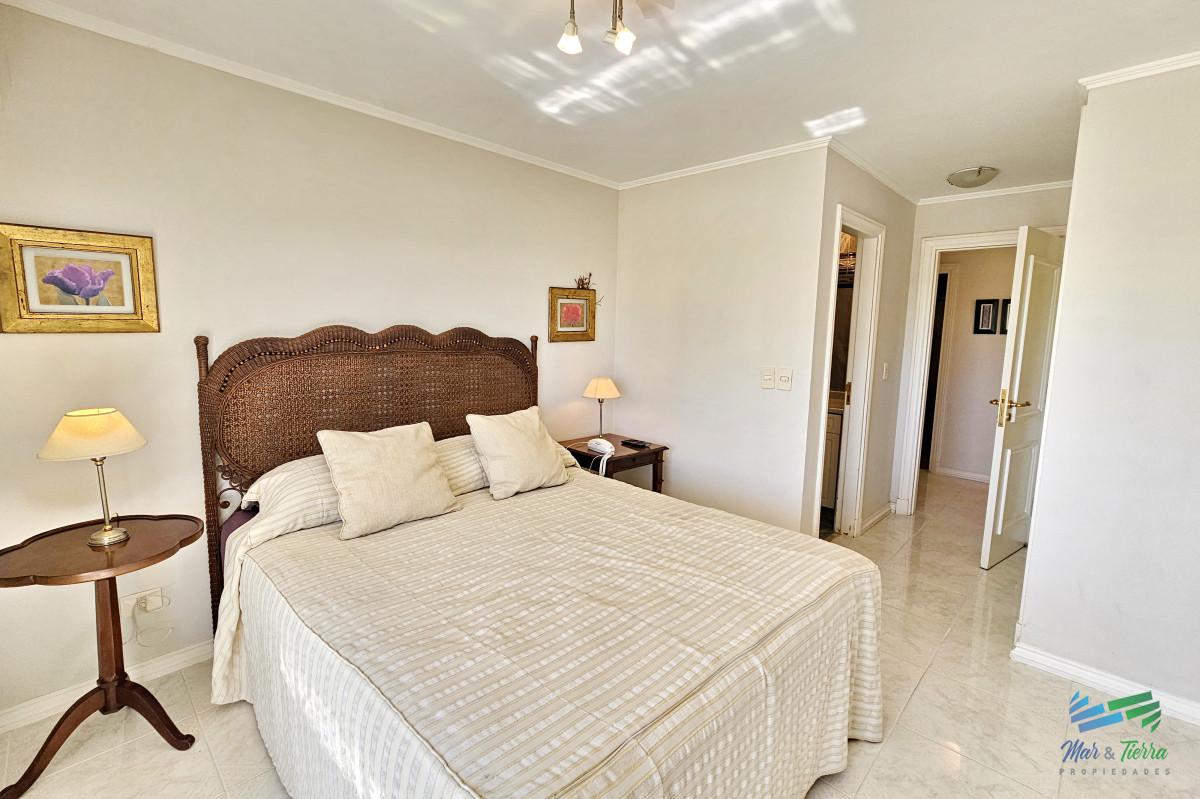 Apartamento ID.51 - Apartamento en Alquiler y Venta, playa mansa- Punta del Este 