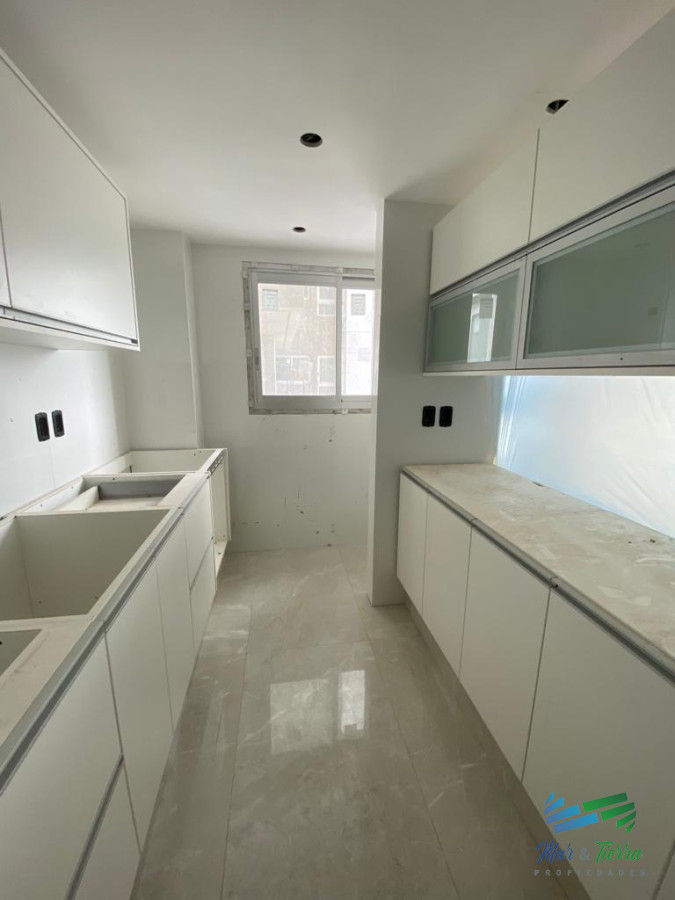 Apartamento ID.3576 - Vendo apartamento a estrenar, 2 dormitorios, excelentes servicios, playa mansa, Punta del Este