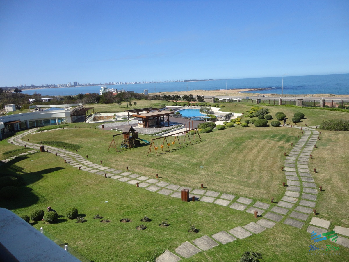 Apartamento ID.4210 - Venta de Apartamento 2 DORMITORIOS en Playa Mansa, Punta del Este