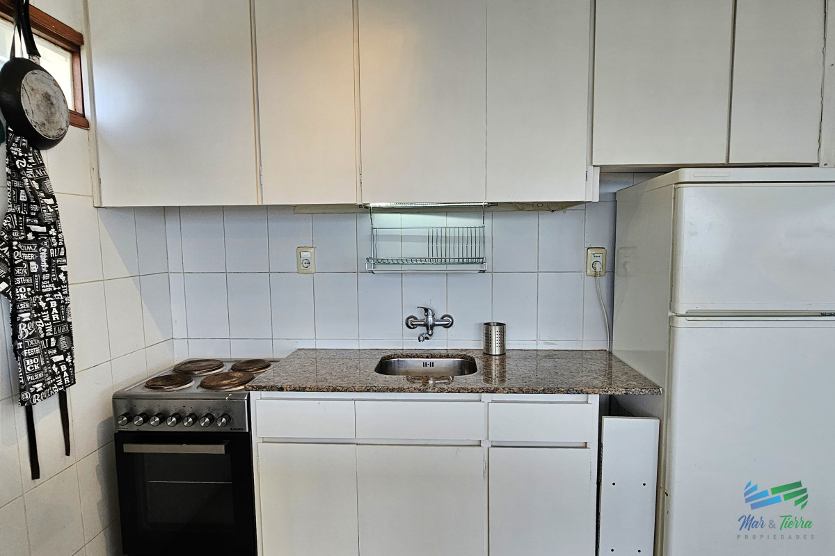 Apartamento ID.4813 - En venta apartamento de 2 dormitorios frente al mar, playa brava, Punta del Este