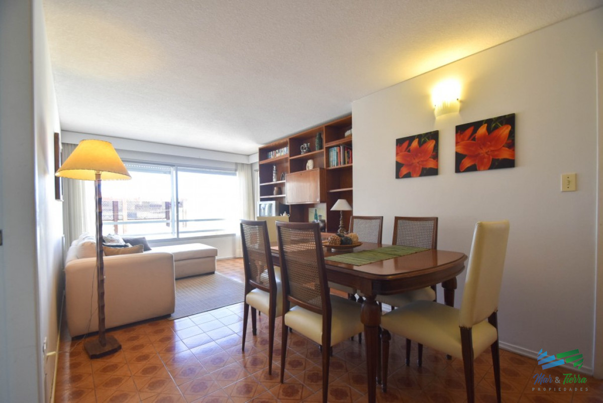 Apartamento ID.2479 - Apartamento de 2 dormitorios ,Punta del Este