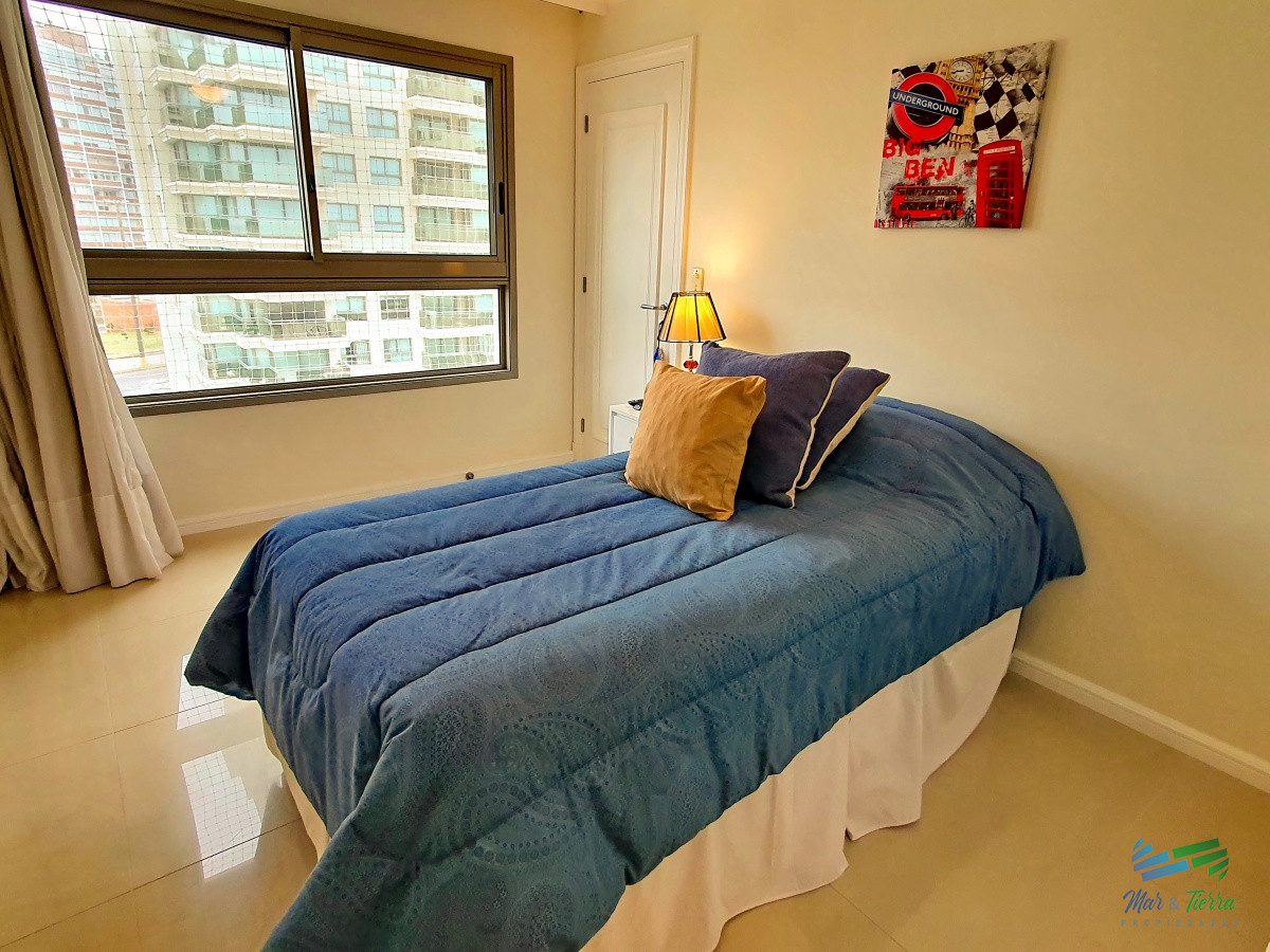 Apartamento ID.3928 - Vendo apartamento 3 dormitorios en Torre Imperiale, primera linea brava, vista al mar, excelentes amenities, Punta del Este.