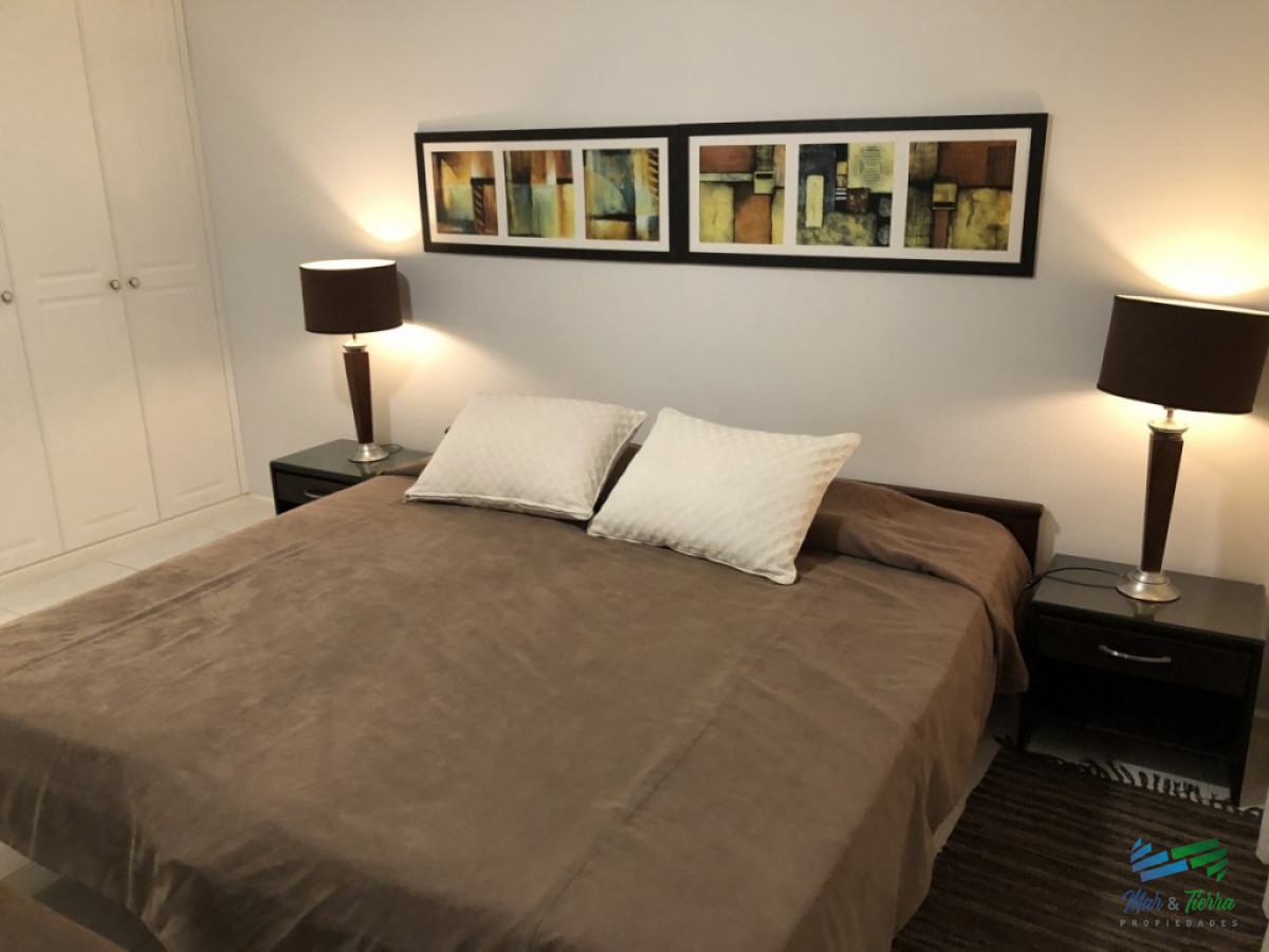 Apartamento ID.2275 - En venta.. piso intermedio, planta amplia muy luminosa, en excelente condiciones.