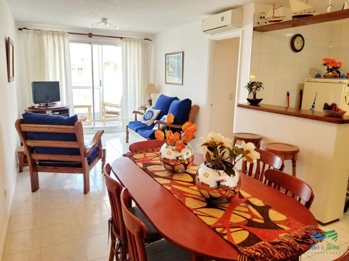 Apartamento ID.5891 - Venta apartamento 2 dormitorios 2 baños en parada 2 playa brava Punta del este 