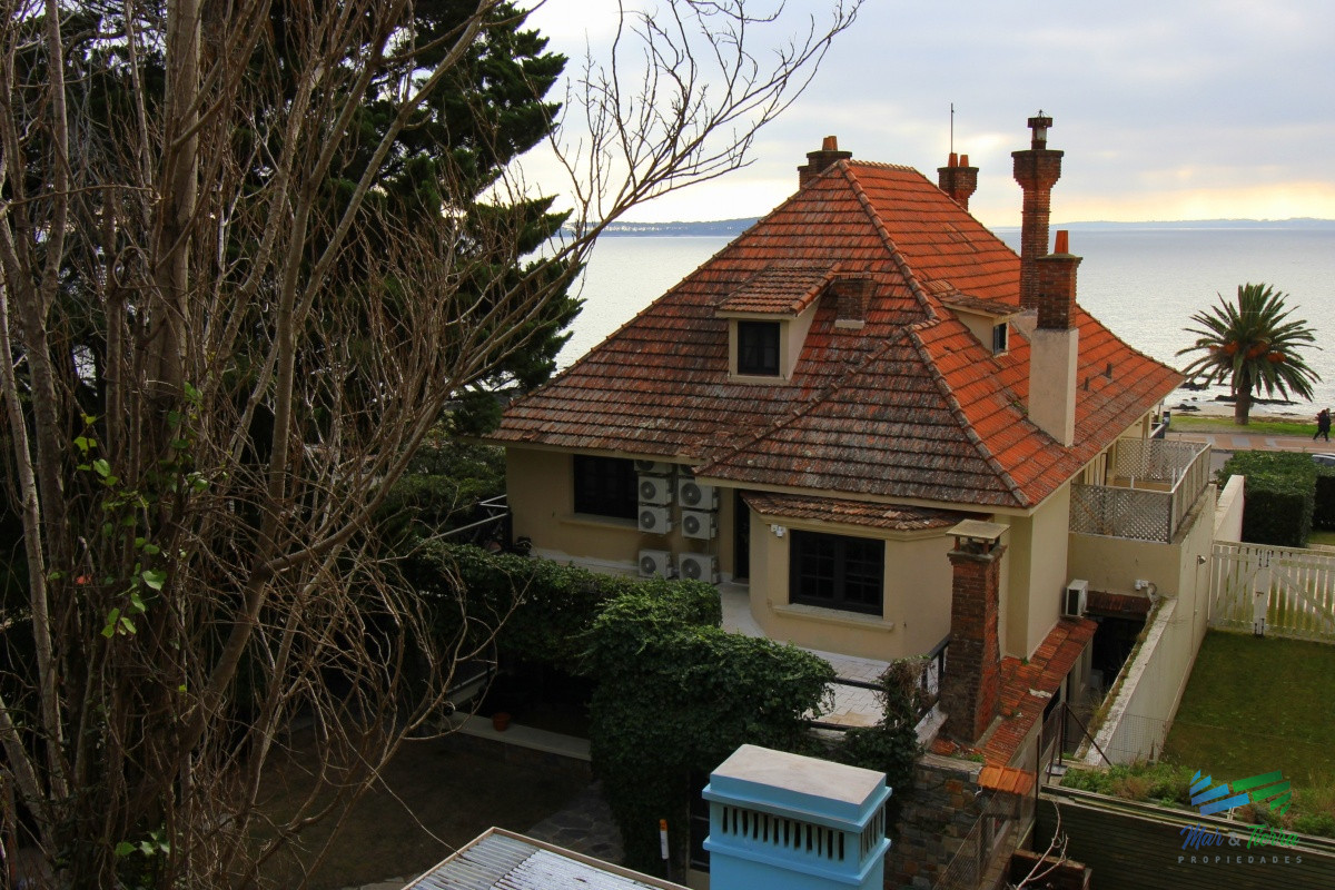 Apartamento ID.3948 - Vendo apartamento departamento 3 dormitorios 3 baños península Punta del Este