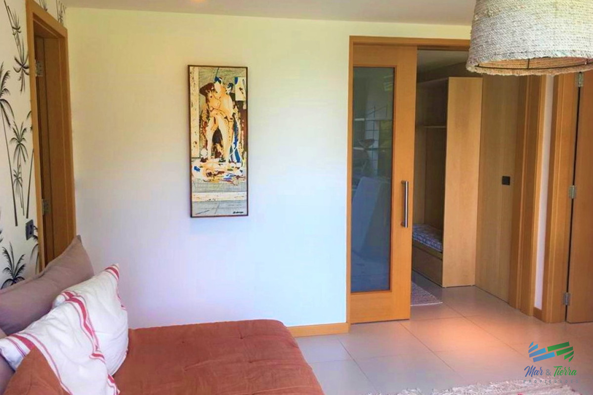 Apartamento ID.5088 - DEPARTAMENTO CON PISCINA PROPIA EN VENTA, 3 DORMITORIOS EN SUITE, PUNTA DEL ESTE 