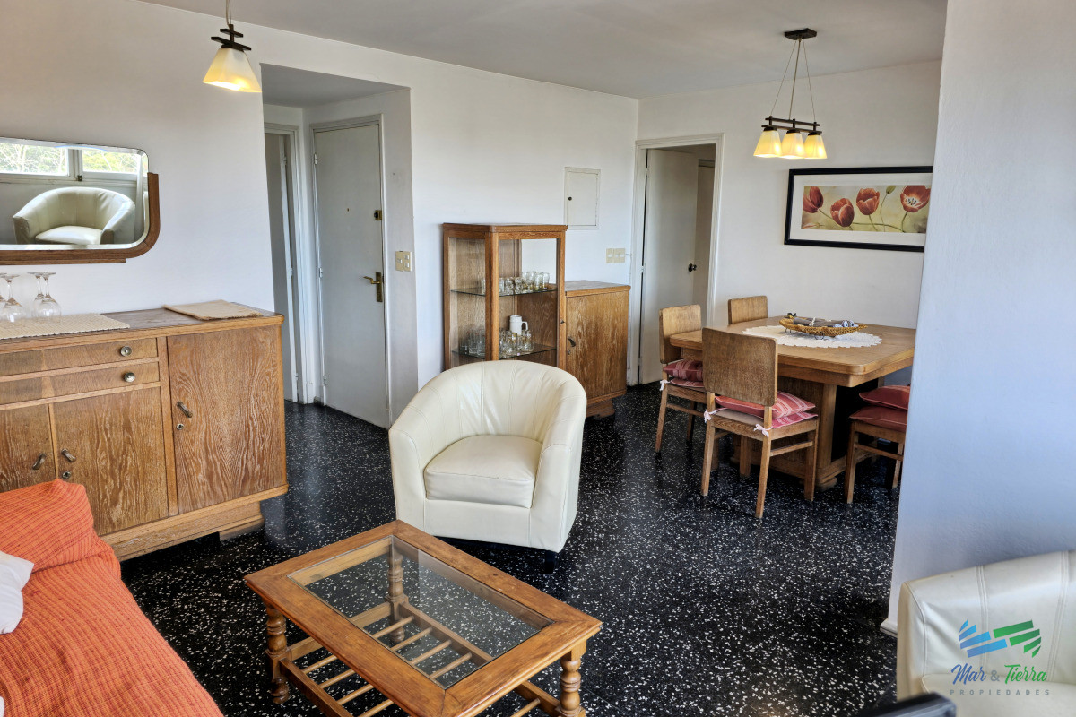 Apartamento ID.3358 - Vendo apartamento de 2 dormitorios. Aidy Grill, Punta del Este