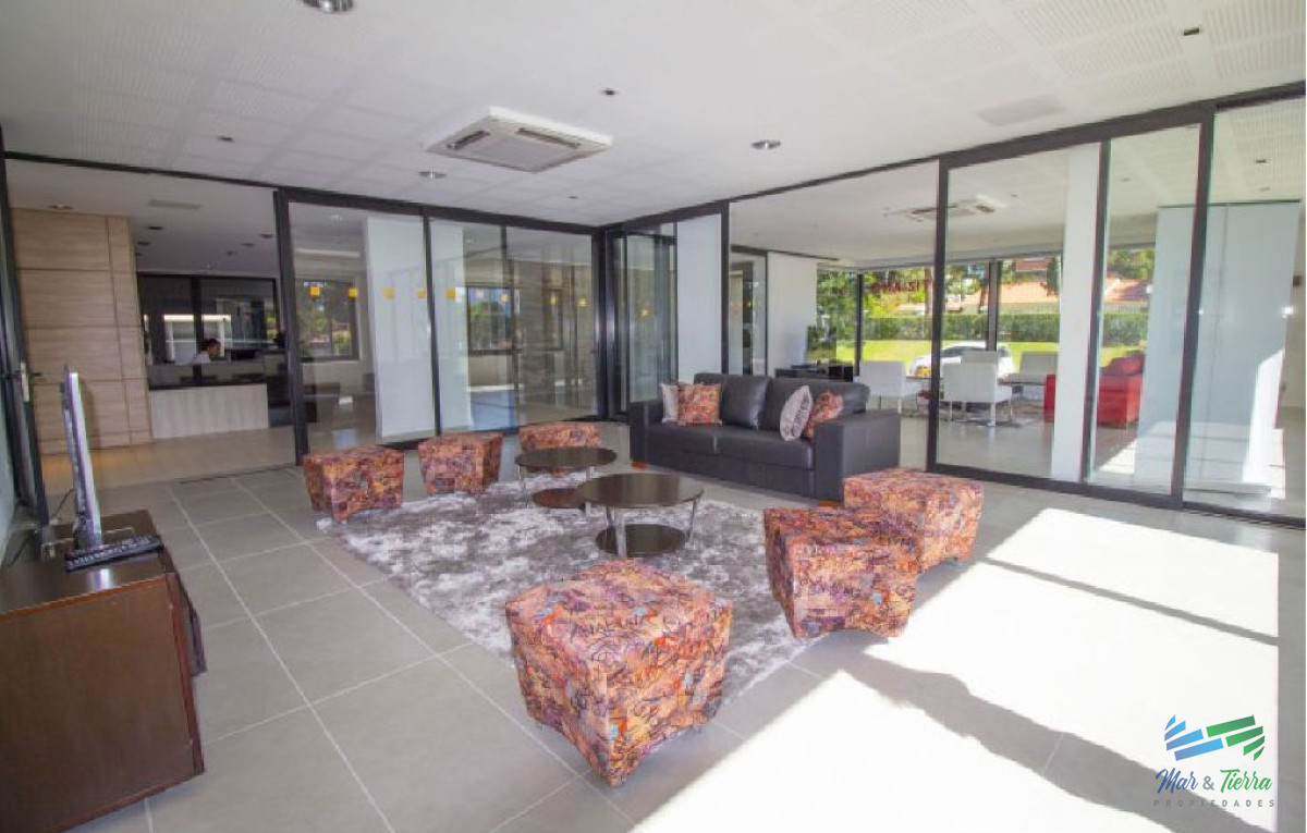 Apartamento ID.5175 - Venta de apartamento 2 dormitorios con vista al mar zona Arcobaleno