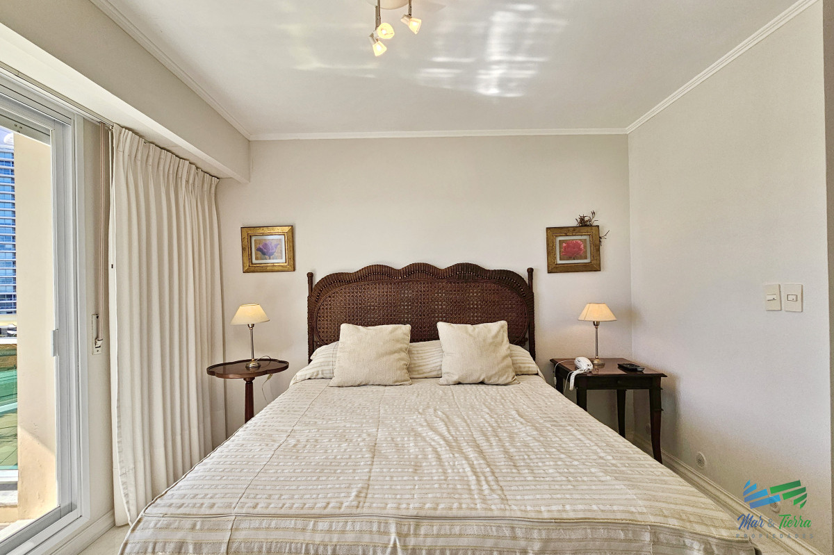 Apartamento ID.51 - Apartamento en Alquiler y Venta, playa mansa- Punta del Este 