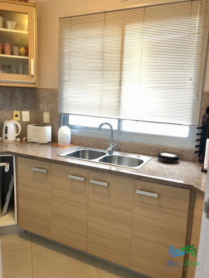 Apartamento ID.4065 - Venta apartamento de 2 dormitorios 2 baños en complejo Ocean Drive con vista panorámica