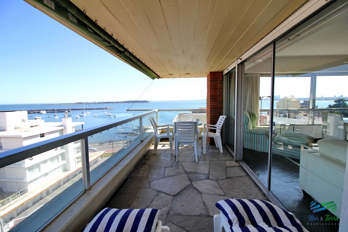 Apartamento ID.1084 - Apartamento amplio, luminoso con excelentes vistas al mar , y Puerto de Punta del Este