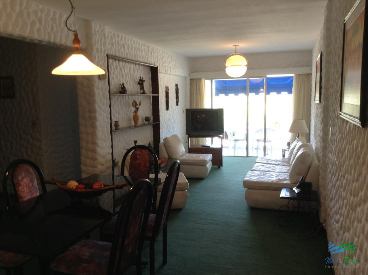 Apartamento ID.472 - Alquilo apartamento 3 dormitorios en Playa Mansa, Punta del Este