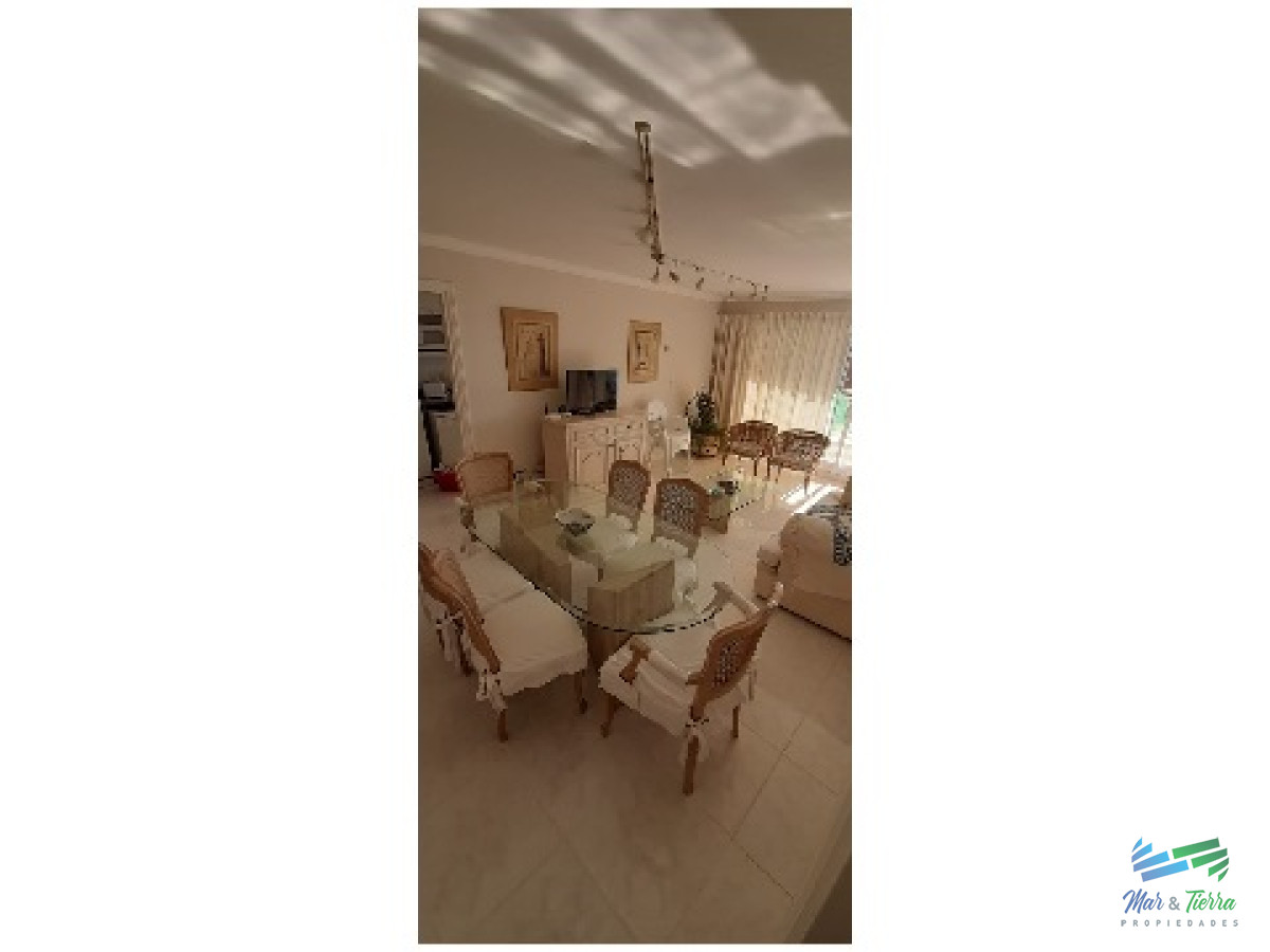 Apartamento ID.2857 - Apartamento de 3 dormitorios con vista al mar ,Punta del Este