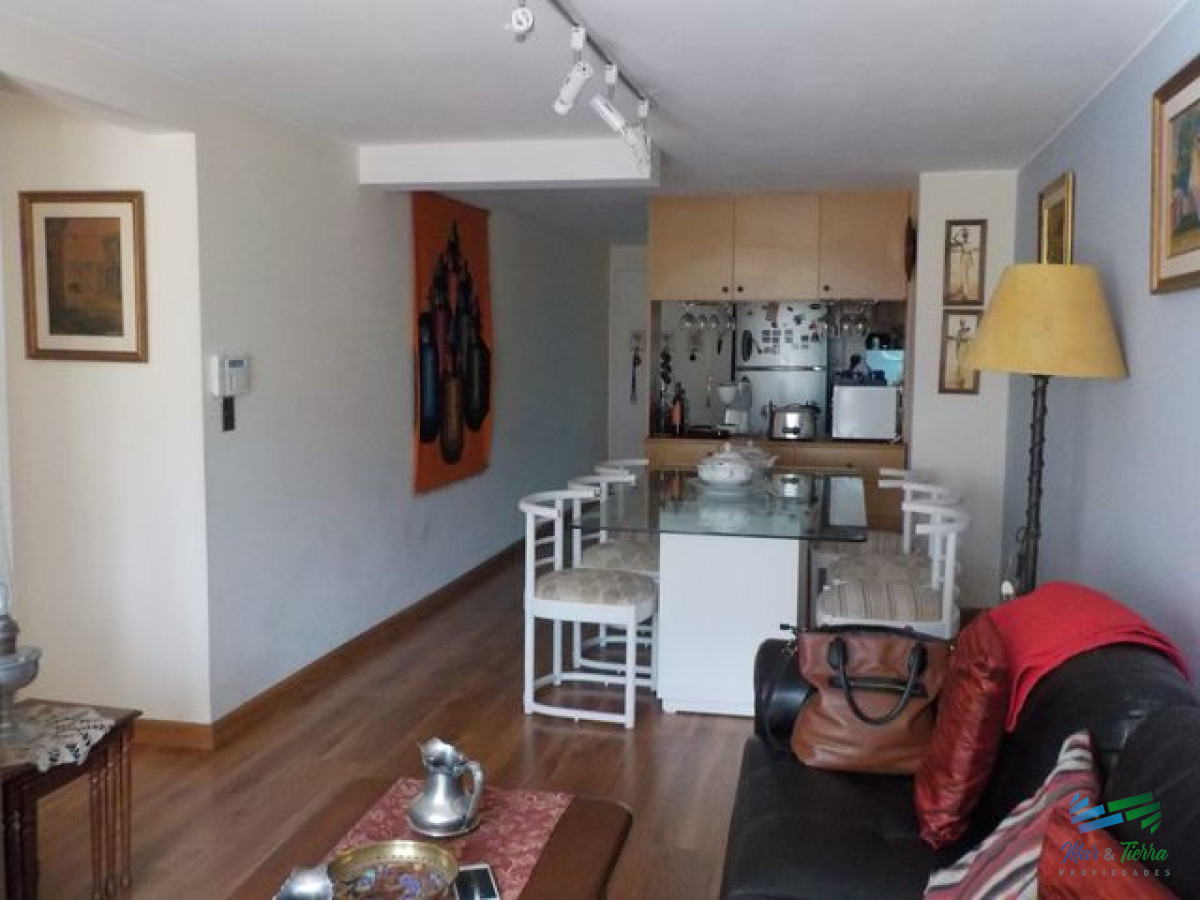 Apartamento ID.2327 - Amplio apartamento en venta, zona Aidy Grill, Punta del Este 