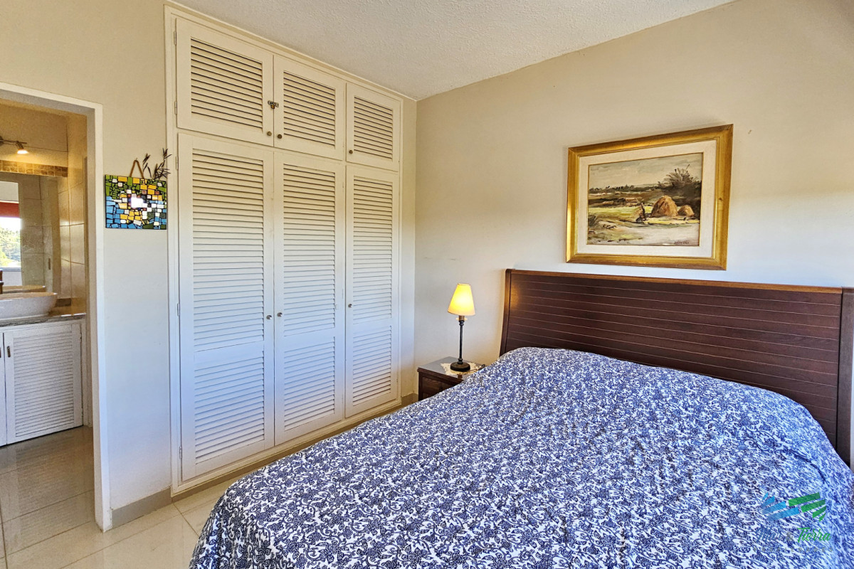 Apartamento ID.5524 - apartamento en alquiler invernal, sobre av.roosevelt, punta del este 