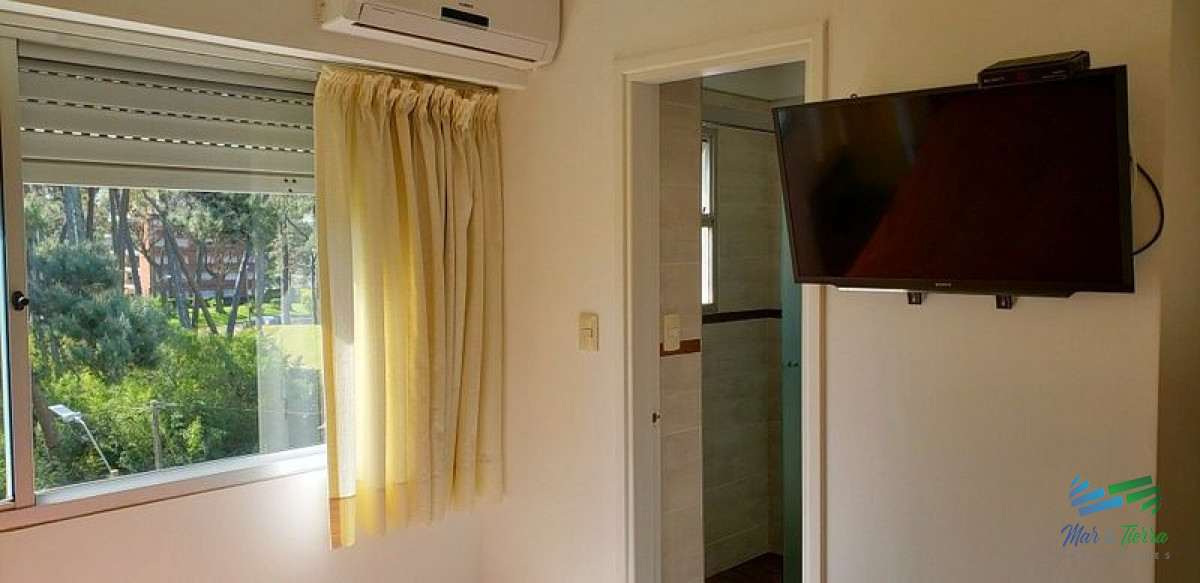 Apartamento ID.3606 - Penthouse cerca del mar de 3 dormitorios, Mansa, Punta del Este