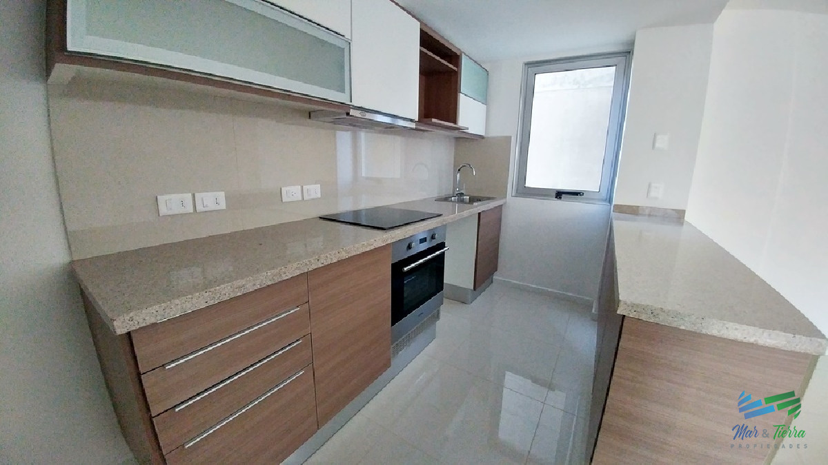 Apartamento ID.2136 - Edificio de categoría, con excelente renta... oportunidad!!!