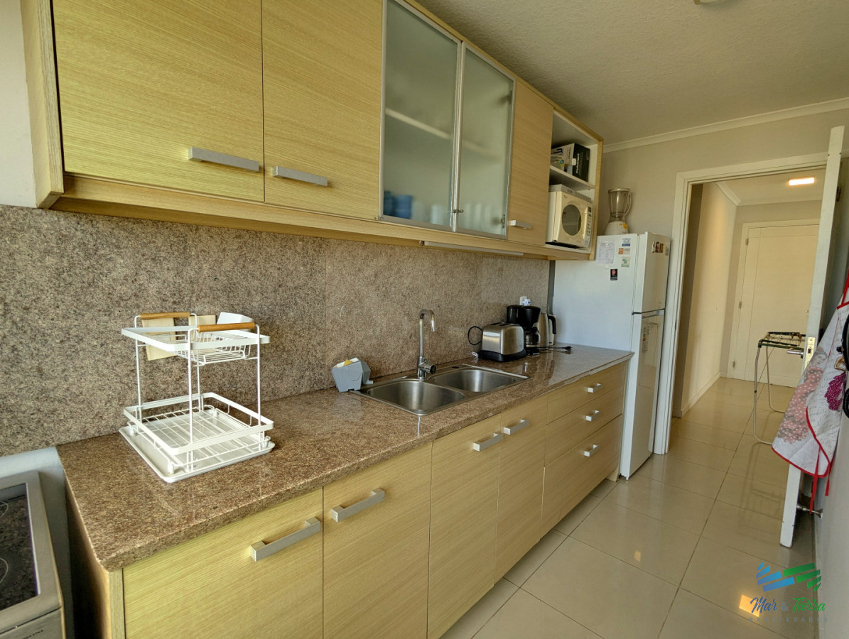 Apartamento ID.5703 - Alquiler en baja temporada en Ocena Drive Punta del Este, 3 dormitorios