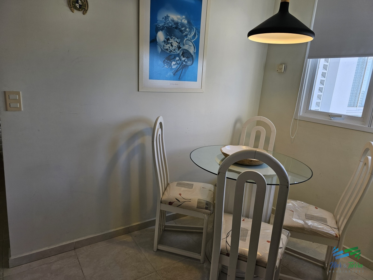 Apartamento ID.4624 - DEPARTAMENTO 3 DORMITORIO + SERVICIO DISPONIBLE ALQUILER ANUAL 