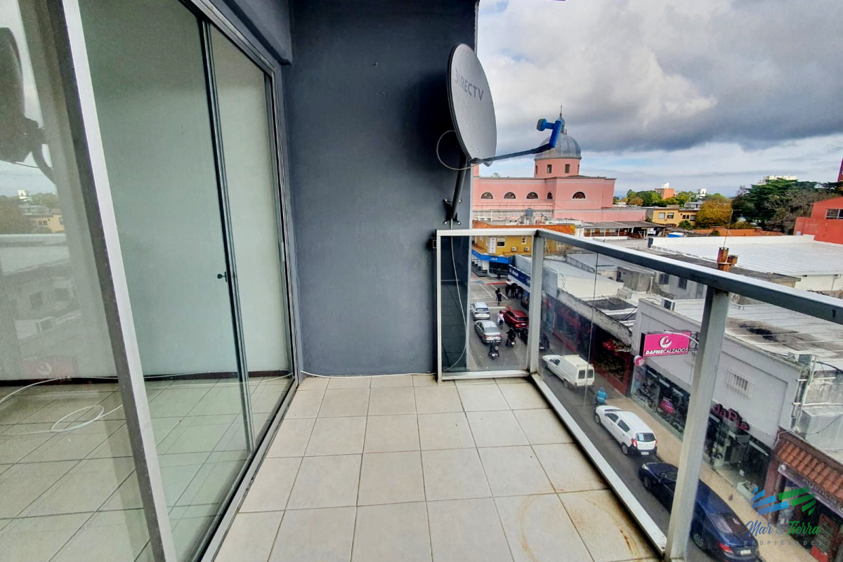 Apartamento ID.3713 - Oportunidad!!! Vendo apartamento 2 dormitorios en centro Maldonado