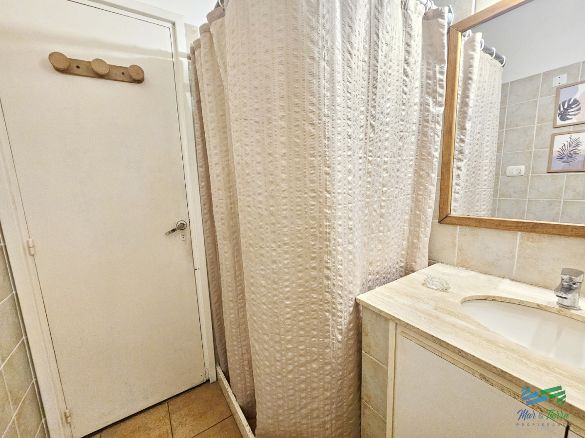 Apartamento ID.4550 - Venta de apartamento de un dormitorio en península de Punta del este 