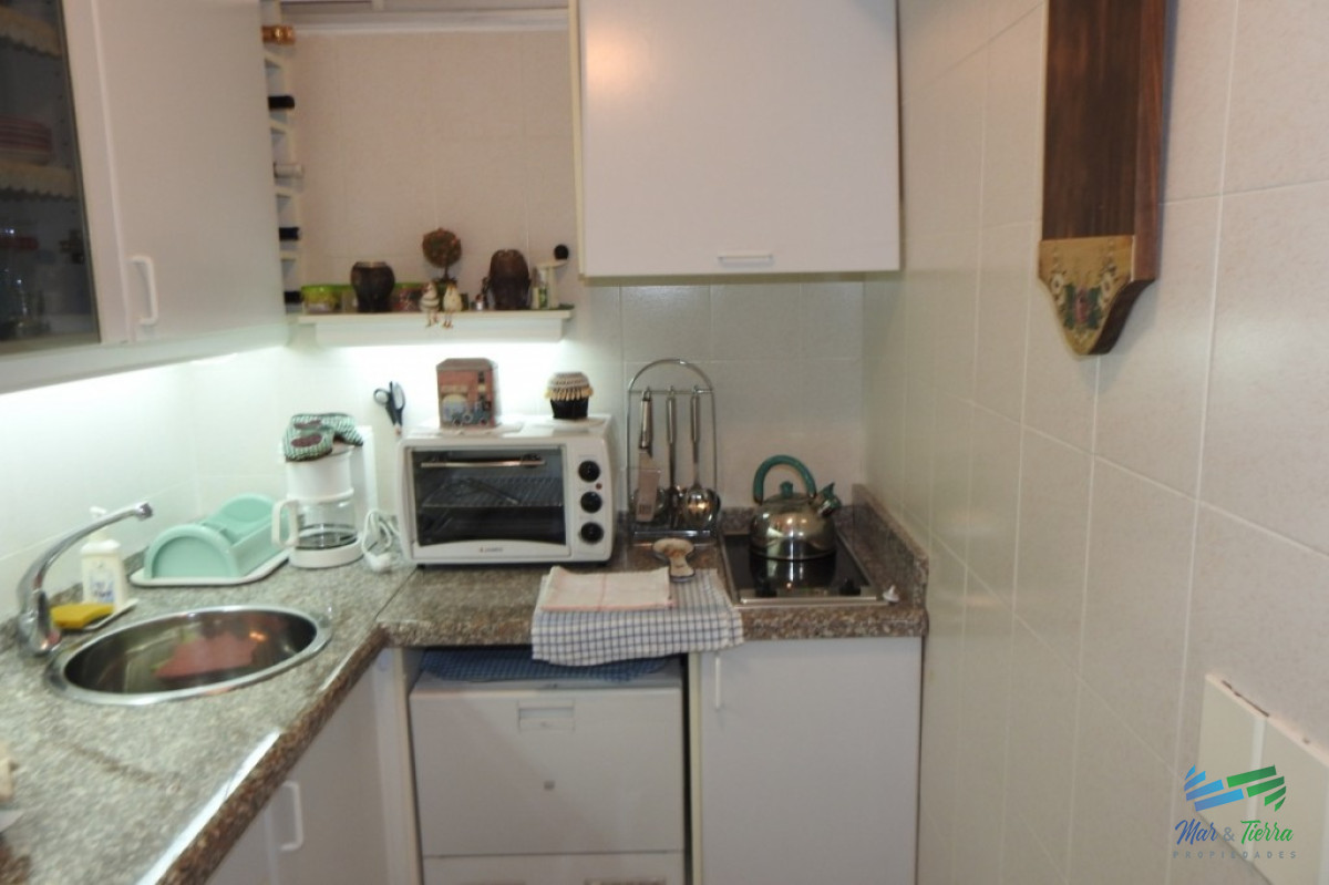 Apartamento ID.2201 - Oportunidad en venta Apartamento en piso alto, con vista franca al mar!!!, 