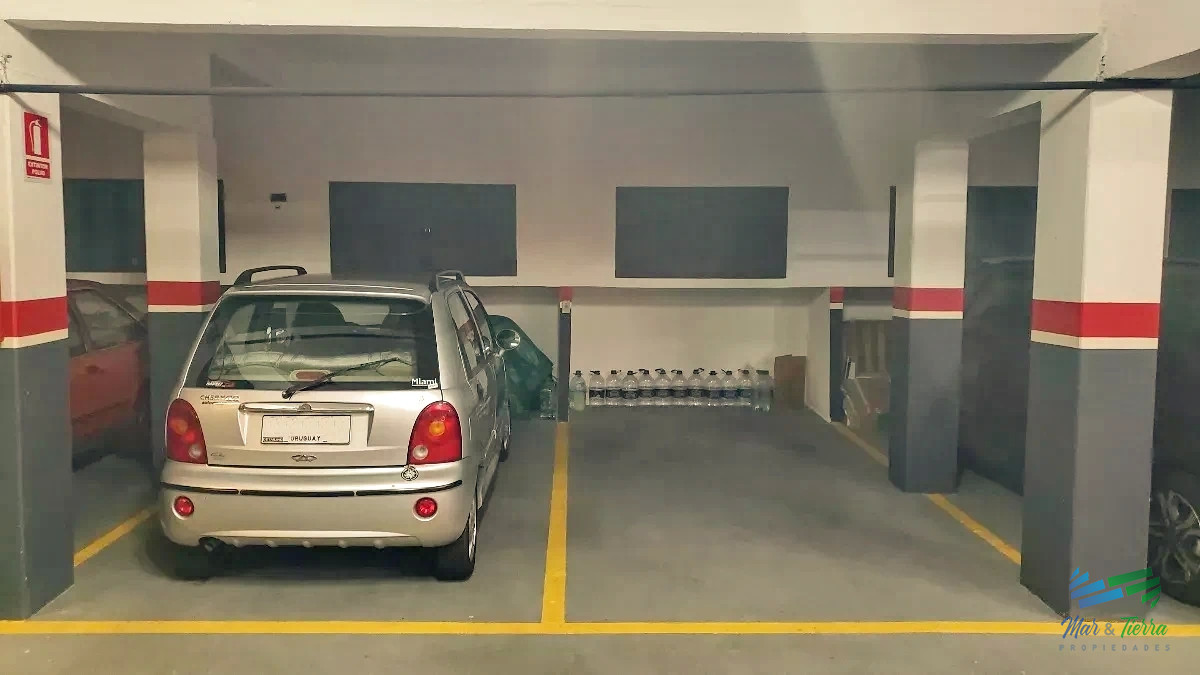 Apartamento ID.4488 - En venta apartamento 1 dormitorio con garaje en Peninsula, Punta del Este