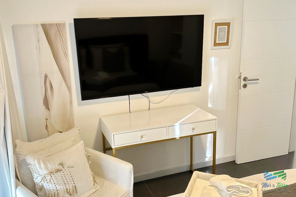 Apartamento ID.5009 - APARTAMENTO DISPONIBLE EN ALQUILER, AMPLIO, LUMINOSO, EN LA PENÍNSULA, PUNTA DEL ESTE.