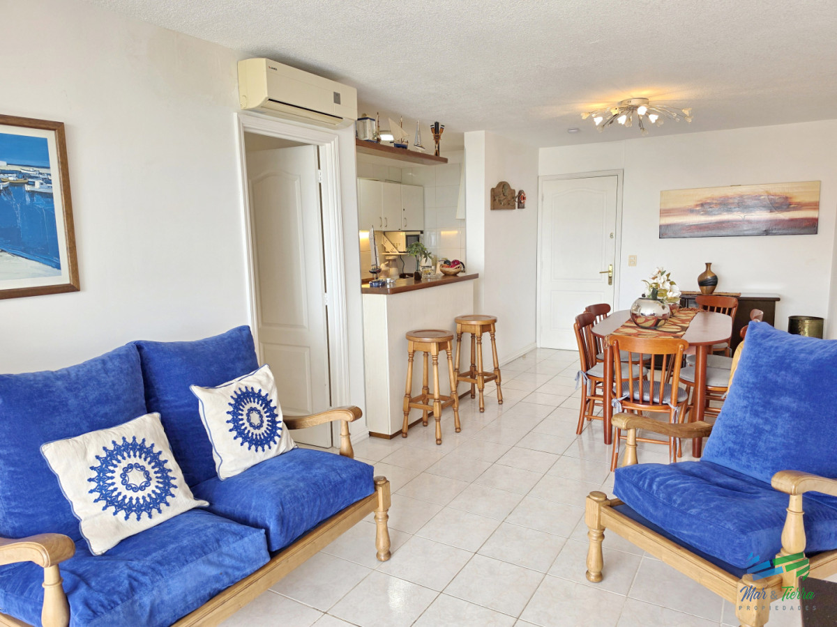 Apartamento ID.5891 - Venta apartamento 2 dormitorios 2 baños en parada 2 playa brava Punta del este 