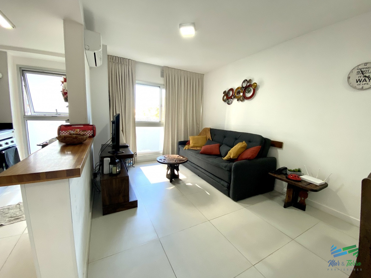Apartamento ID.1262 - Apartamento en alquiler sobre Roosevelt con piscina y servicios, Punta del Este.