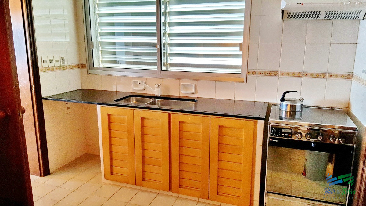 Apartamento ID.1243 - Vendo apartamento 3 dormitorios, frente al mar en Peninsula, Punta del Este