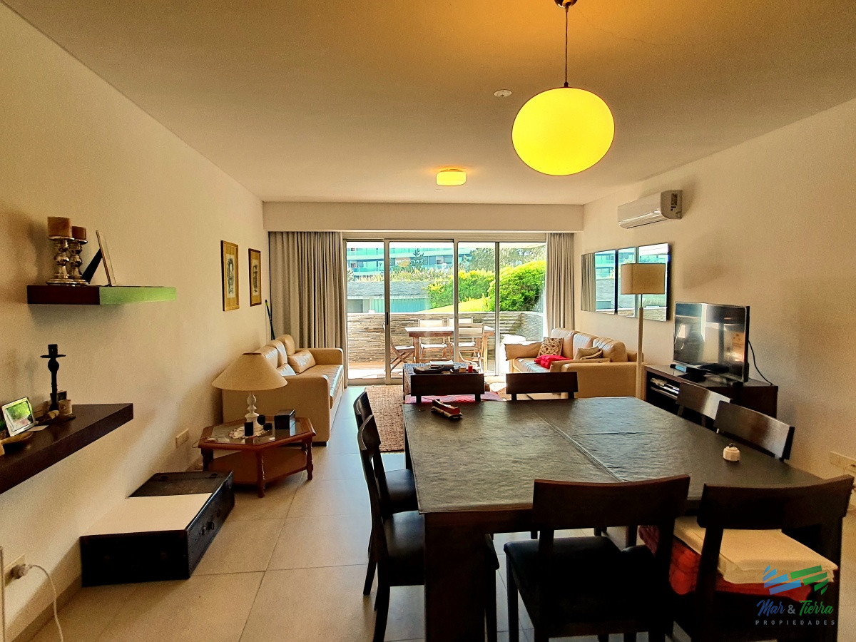 Apartamento ID.3064 - Vendo apartamento de 3 dormitorios y 3 baños. Rincón del Indio, Punta del Este.