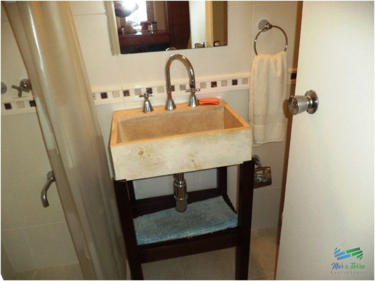 Apartamento ID.1513 - Dpto.reciclado, amplio y luminoso, con vistas de casi 360º.