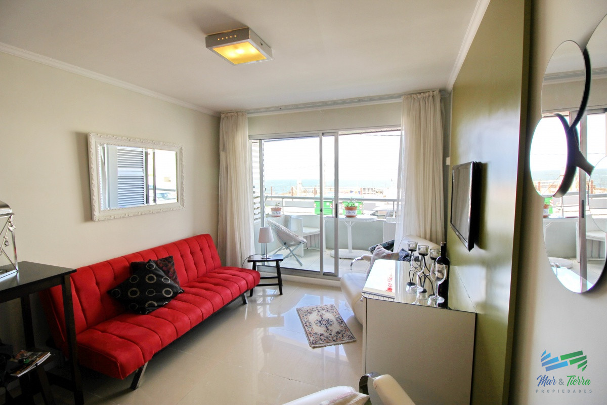 Apartamento ID.990 - Apartamento de 2 dormitorios en venta con vista al mar, Punta del Este