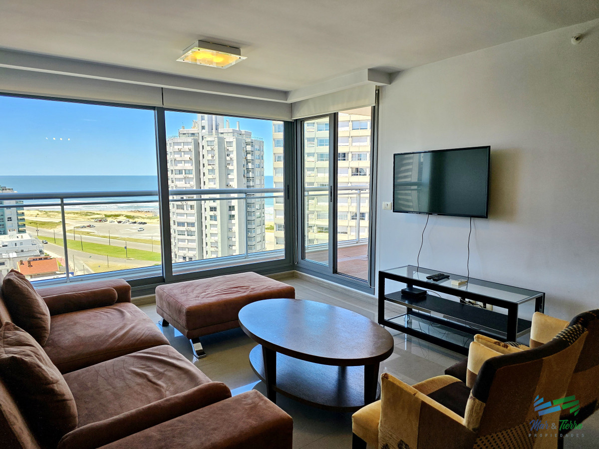 Apartamento ID.4948 - Venta de apartamento a estrenar de 2 suites en playa Brava Punta del Este